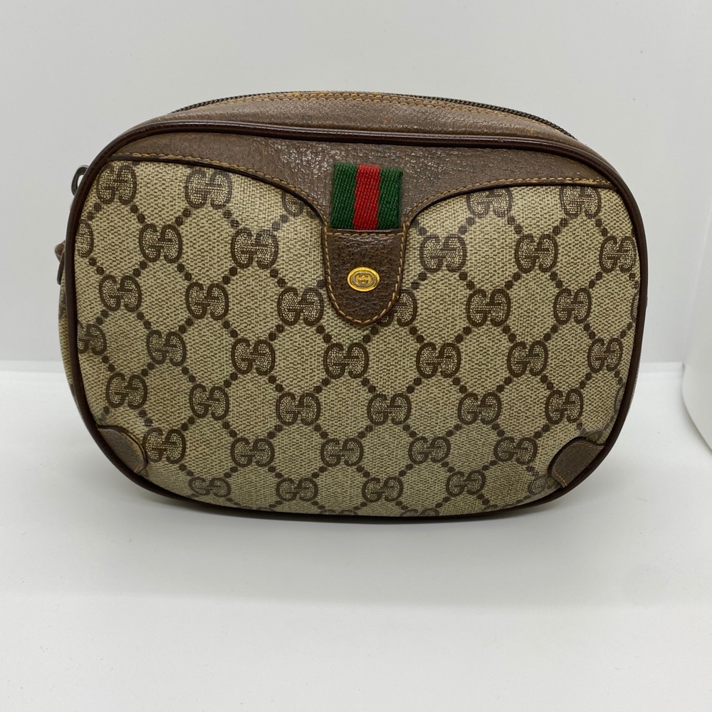 Gucci Supreme Round Crossbody